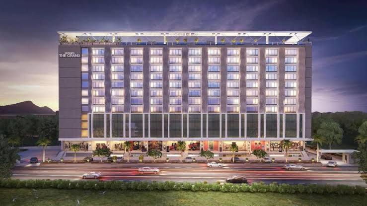 The Grand Hotel Dzsaipur Kültér fotó