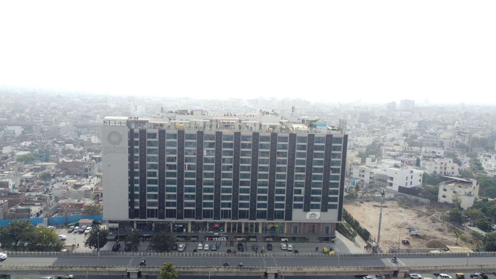 The Grand Hotel Dzsaipur Kültér fotó